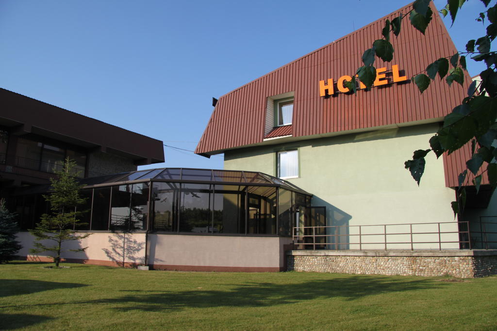 Hotel Dunajec Zglobice Exterior photo